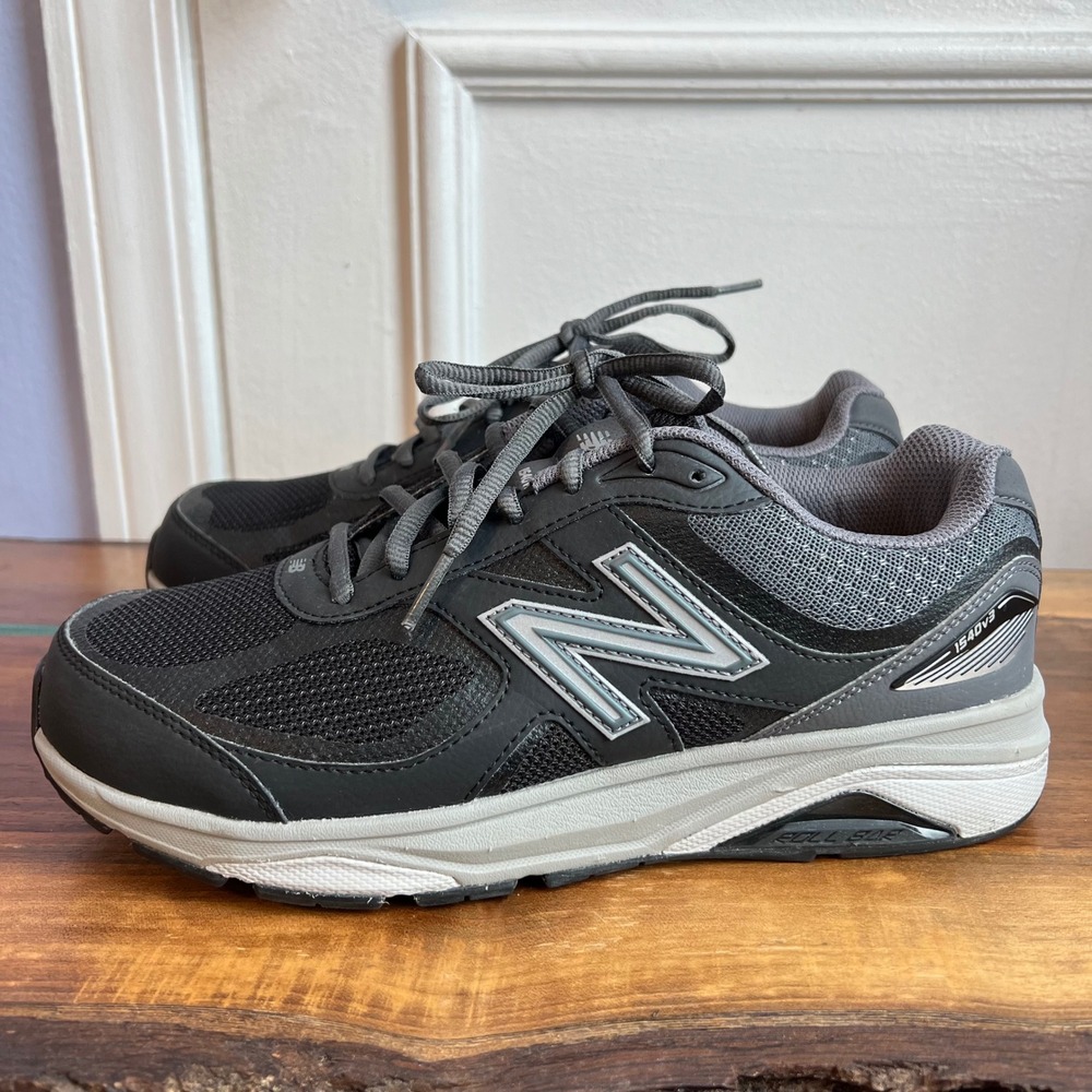 New Balance 1540v3 Running‎ Shoes Gym Black Castlerock Men's Size 8 US 41.5 EU